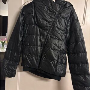 Nike diagonal zip black puffer jacket with hood